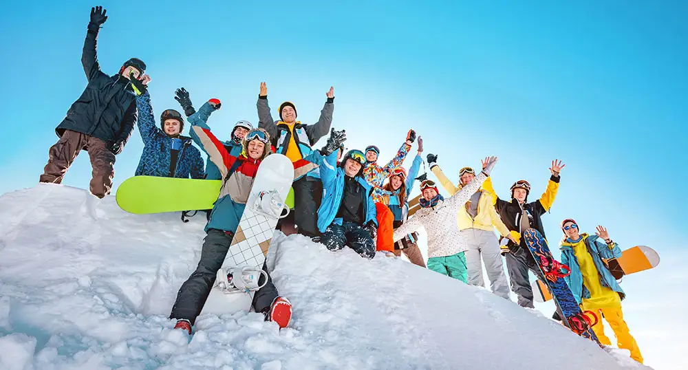Ski Trip Expenses  How Much Does Skiing Cost? (2023 Guide）